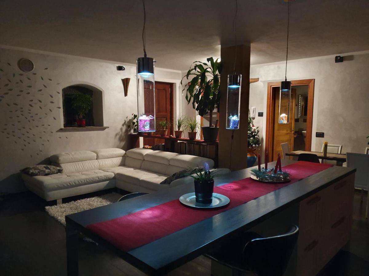 Villa La Tour Нюс Екстер'єр фото